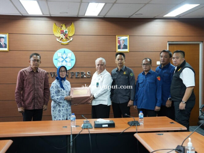 
					Dewan Pers Minta Pengalihan Penahanan Direktur Pemberitaan JakTV