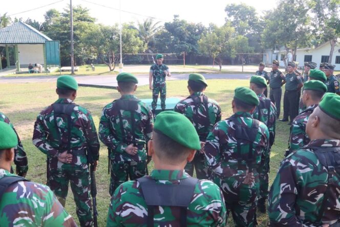 
					Dandim 0206/LB etkol Inf Yudy Ardiyan Saputro, S.I.P., mengambil langsung pelaksanaan jam pimpinan di lapangan upacara Makodim Senin (30/06/2025)