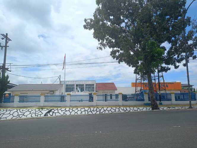 
					Kantor Perusahaan Umum Daerah Air Minum (PUDAM) Tirtabina, di Jalan Jl. W. R. Supratman No.16, Rantauprapat, Kec. Rantau Utara, Kab. Labuhanbatu 