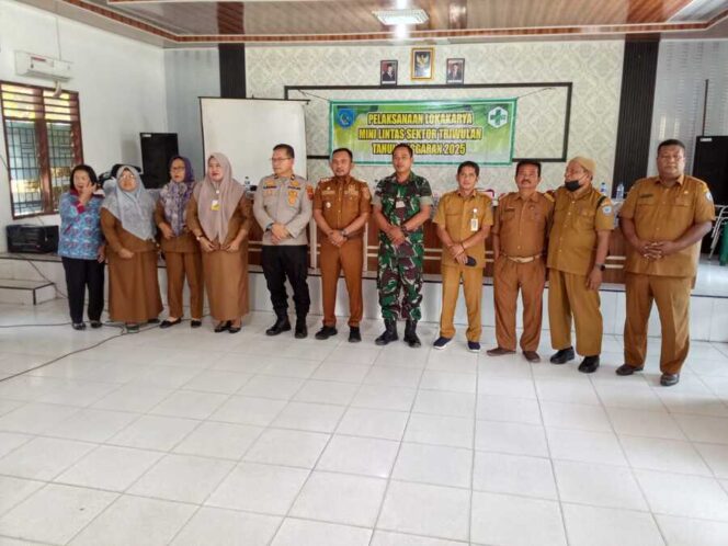 
					Kapten Inf AD Manik, menghadiri Lokakarya Mini Lintas Sektor Triwulan Tahun Anggaran 2025 di Kantor Camat Bilah Hulu, Selasa (09/09/2025)