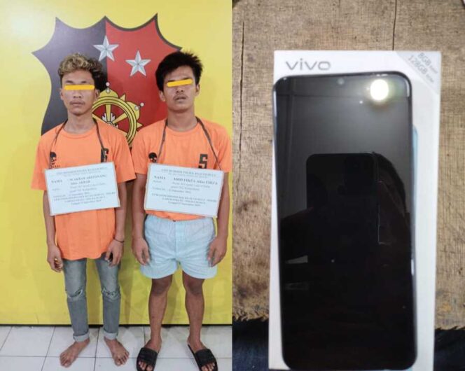 
					Kedua tersangka yakni Muhammad Firza (18), M. Akbar Aritonang (22) dan barang bukti berupa satu unit ponsel Vivo  