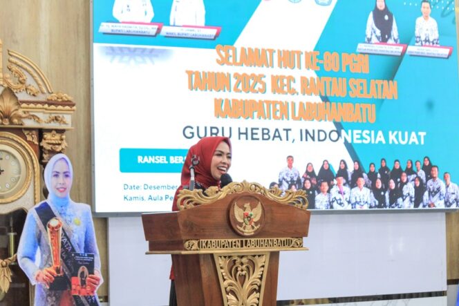 
					Bupati Labuhanbatu, dr. Hj. Maya Hasmita Sp.OG., M.K.M 