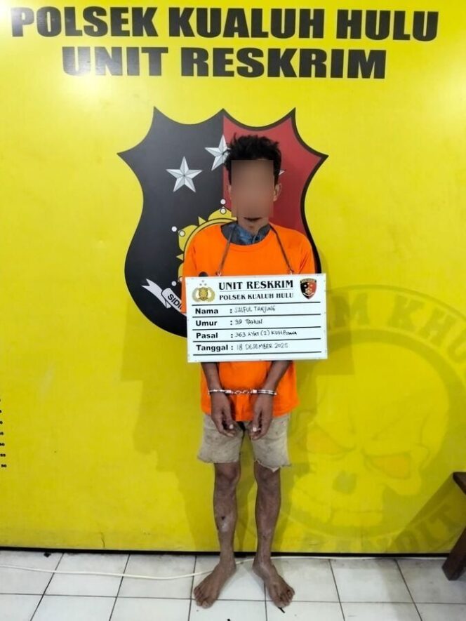 
					Terduga pelaku yang diamankan berinisial ST (35). Ia ditangkap pada Kamis (18/12/2025) sekitar pukul 00.15 WIB di Dusun II Desa Sidua-dua
