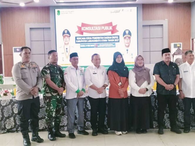 
					Danramil 01/Aek Kanopan Mayor Inf Parlindungan Sinaga, S.H. menghadiri forum tersebut sebagai perwakilan Kodim 0209/Labuhanbatu, Rabu (04/02/2026)