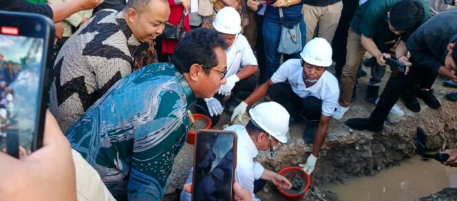 
					Peringatan Hari Pers Nasional 2026 di Provinsi Banten mencatat tonggak penting dalam sejarah pers digital Indonesia. 
Momentum tersebut ditandai dengan peletakan batu pertama pembangunan Museum Media Siber Indonesia di Kota Serang