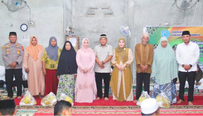 
					Bupati Labuhanbatu dr. Hj. Maya Hasmita, Sp.OG., MKM. bersama Wakil Bupati H. Jamri, ST.  melakukan Safari Ramadhan di Musholla Al Munawwir, Desa Telaga Suka, Kecamatan Panai Tengah, Jumat (06/03/2026)