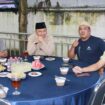 Jajaran Pengurus Poslab saat menghadiri undangan buka bersama oleh Manager Poslab Liga 4 2026 dan juga selaku Ketua DPRD Labuhanbatu, di Rumah Dinas, Sabtu (14/03/2026)