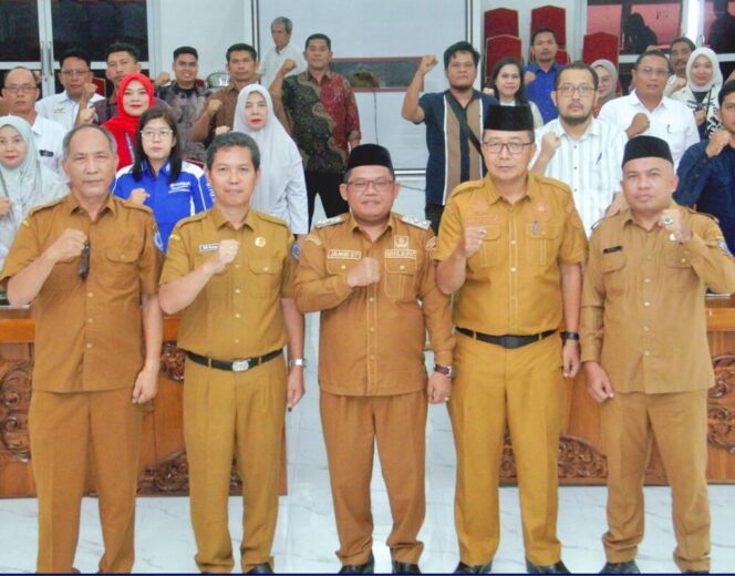 
					Kolaborasi pembangunan dengan dunia usaha melalui Forum Corporate Social Responsibility (CSR) Tahun 2026