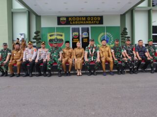 Kunjungan Pangdam I/Bukit Barisan ke Kodim 0209/LB menegaskan kolaborasi TNI, Polri, dan pemerintah daerah untuk mendorong program Presiden di Labuhanbatu Raya