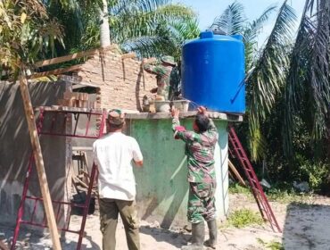 Kasiter Korem 022/PT Letkol Arm M. Marzuq Ashidiqi meninjau langsung progres Karya Bakti di Panti Asuhan ATRH Thohiriyah, Batu Bara