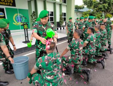 Tradisi Korps Penerimaan Personel Baru Kodim 0209/Labuhanbatu
