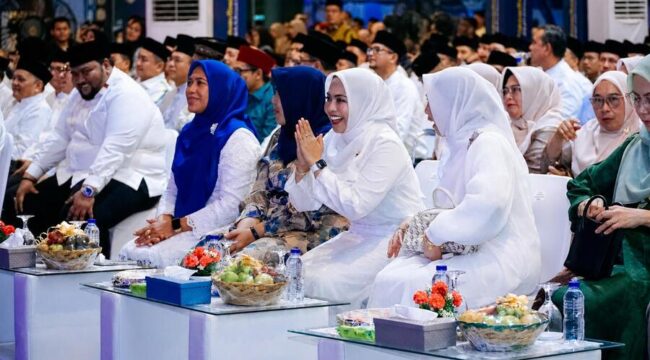 Bupati Labuhanbatu dr. Hj. Maya Hasmita, Sp.OG., MKM menghadiri pembukaan MTQ ke-40 Provinsi Sumatera Utara Tahun 2026 di Deli Serdang