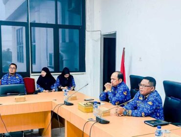 Wakil Bupati Labuhanbatu H. Jamri, ST mengikuti Zoom Meeting Penyaluran Transfer ke Daerah (TKD) yang dipimpin langsung oleh Mendagri Tito Karnavian terkait percepatan bantuan bagi daerah terdampak bencana di Aceh