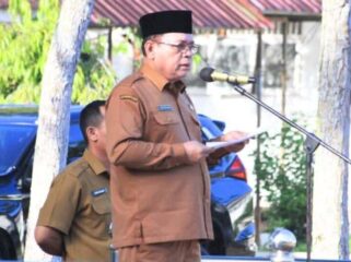 Senin pagi di BKPP Labuhanbatu menjadi saksi momen haru saat Sekda Ir. Hasan Heri Rambe berpamitan menjelang masa purna bakti