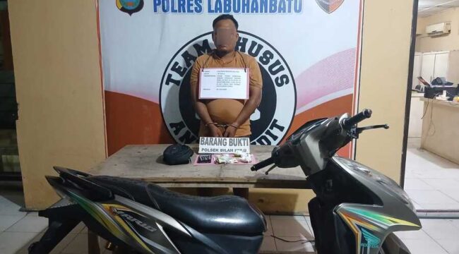Personel Polsek Bilah Hulu berhasil mengamankan seorang pria yang diduga membawa narkotika jenis sabu seberat 10,57 gram 