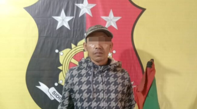 Polsek Panai Tengah berhasil mengamankan seorang pria berinisial LS (42) yang diduga melakukan pungutan liar terhadap pengguna jalan di Jembatan Sei Rakyat, Kecamatan Panai Tengah