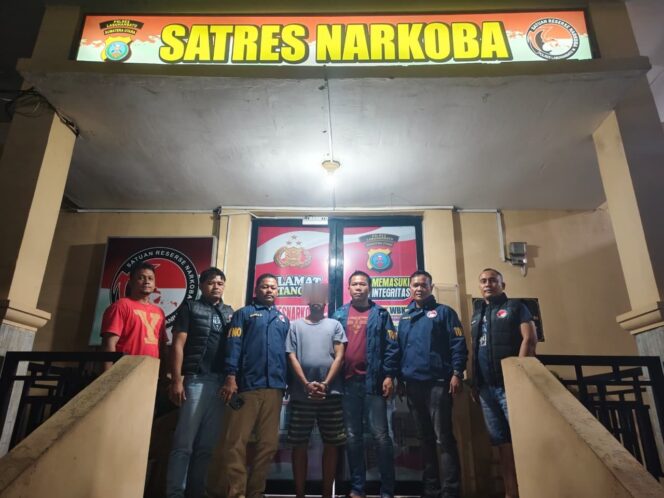 
					Jajaran Satresnarkoba Polres Labuhanbatu Amankan Kembali Tahanan yang kabur
