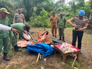 Lokasi yang diduga menjadi tempat transaksi dan konsumsi narkoba di Dusun II Simpang Membot, Kualuh Selatan, digerebek polisi
