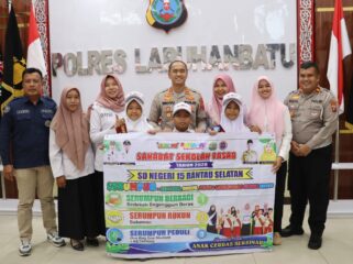 Kapolres Labuhanbatu AKBP Wahyu Endrajaya mendukung SDN 15 Rantau Selatan yang menjadi wakil Labuhanbatu di ajang nasional Sahabat Sekolah Dasar 2026