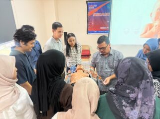 Sebanyak 28 dokter mengikuti pelatihan ACLS di RSUD Rantauprapat untuk memperkuat kompetensi dalam menangani kegawatdaruratan jantung dan henti jantung