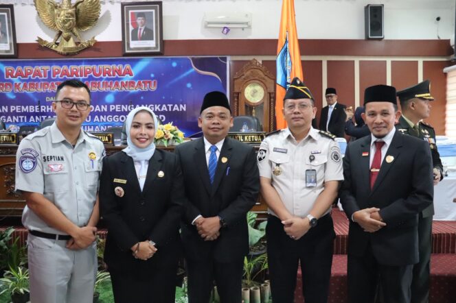 
					Lapas Rantauprapat Hadiri Pelantikan PAW Anggota DPRD Labuhanbatu