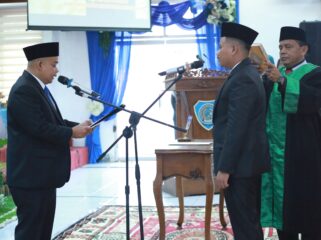 Muslimin Hadi Wibowo resmi dilantik sebagai anggota DPRD Kabupaten Labuhanbatu melalui mekanisme Penggantian Antar Waktu (PAW), Selasa (27/10/2026)