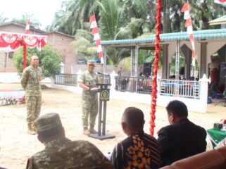Dirbinter Ster TNI Brigjen TNI M. Herry Subagyo, S.I.P., bersama Dandim 0209/Labuhanbatu Letkol Kav Hanung Kaptiaji, S.Sos., M.I.P.